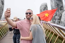 Tour Guide 2 Ngày 1 Đêm