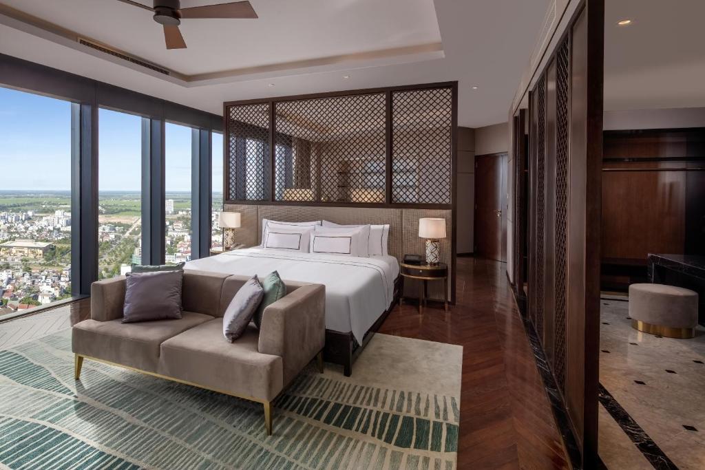 Khách Sạn Huế