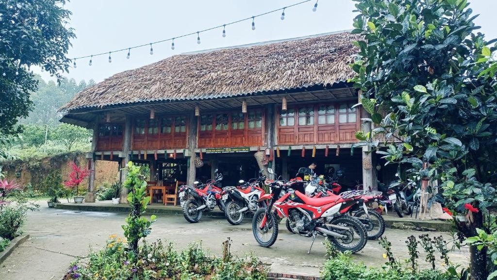 Khách Sạn Tuyên Quang