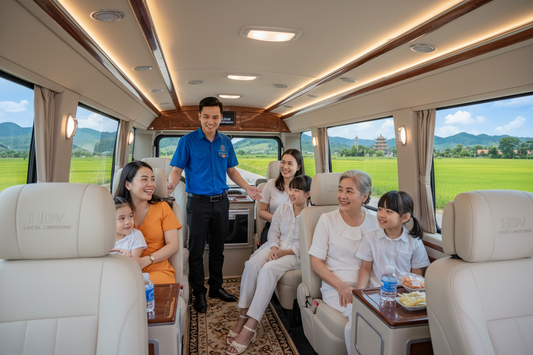 Dịch vụ thuê xe Limousine công tác Tại Huế