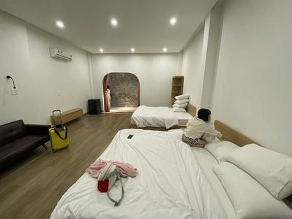 HANDstay Nghinh Phong