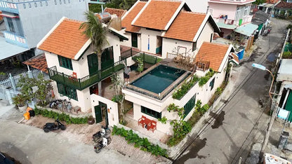Có hỗ trợ đặt vé tham quan không? 