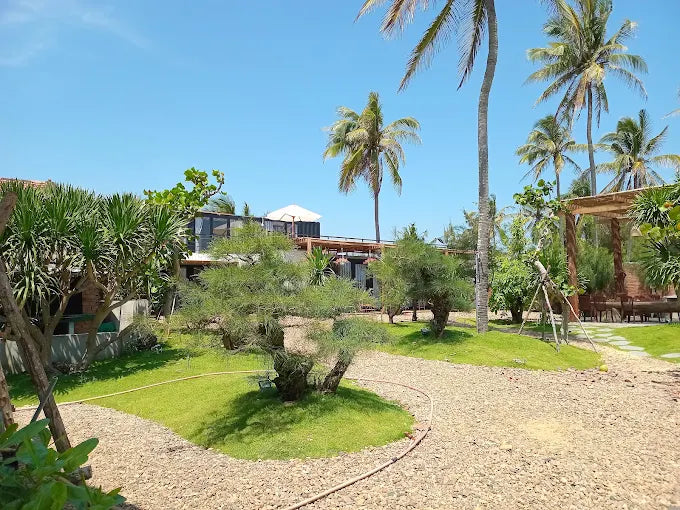 Phu Yen Homestay - Long Thuy Song Ngu House