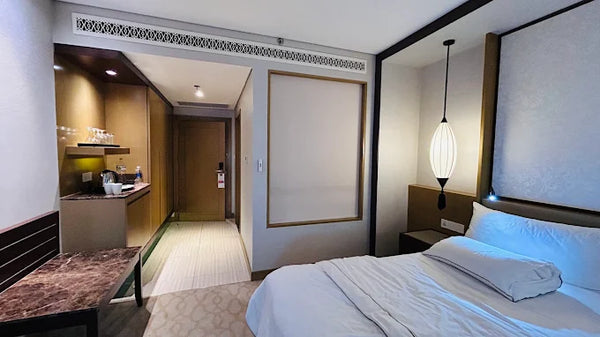 Melia Hanoi – Trải Nghiệm Khách Sạn 5 Sao Đẳng Cấp Giữa Lòng Thủ Đô Cùng HDV Local