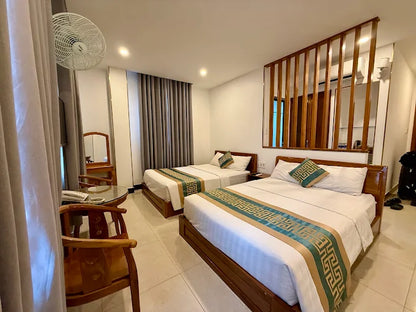 So Sánh: Du Lịch Tự Túc vs. Đồng Hành Cùng HDV Local