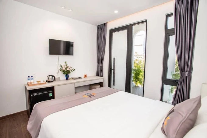 Nile Hotel có gần biển Tuy Hòa không?