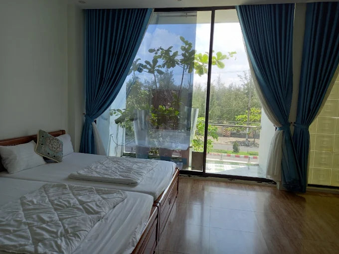 Tuy Hòa Beach Hotel