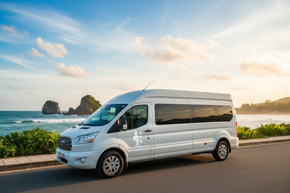 Ford Transit 12 chỗ tại Nha Trang