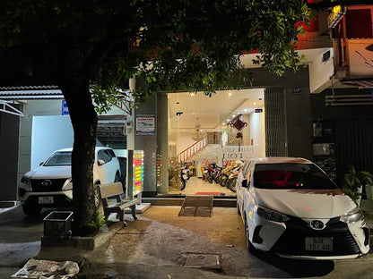 Tại Sao Nên Chọn Dịch Vụ Từ HDV Local?