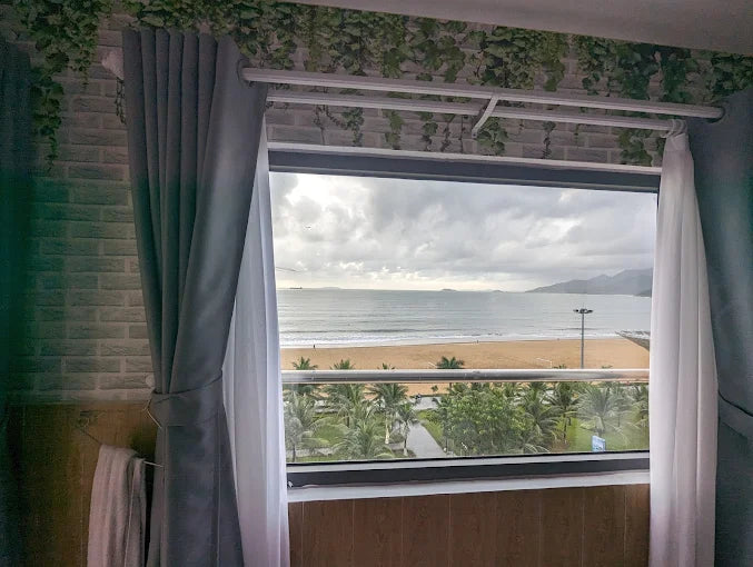 Hotel Hiệp Thành có gần biển không?
