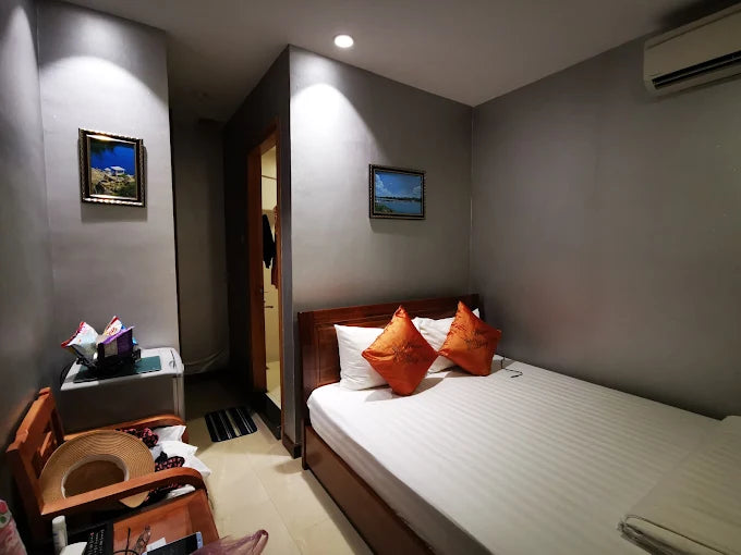 Có thể yêu cầu HDV dẫn đi mua hải sản tươi sống không?