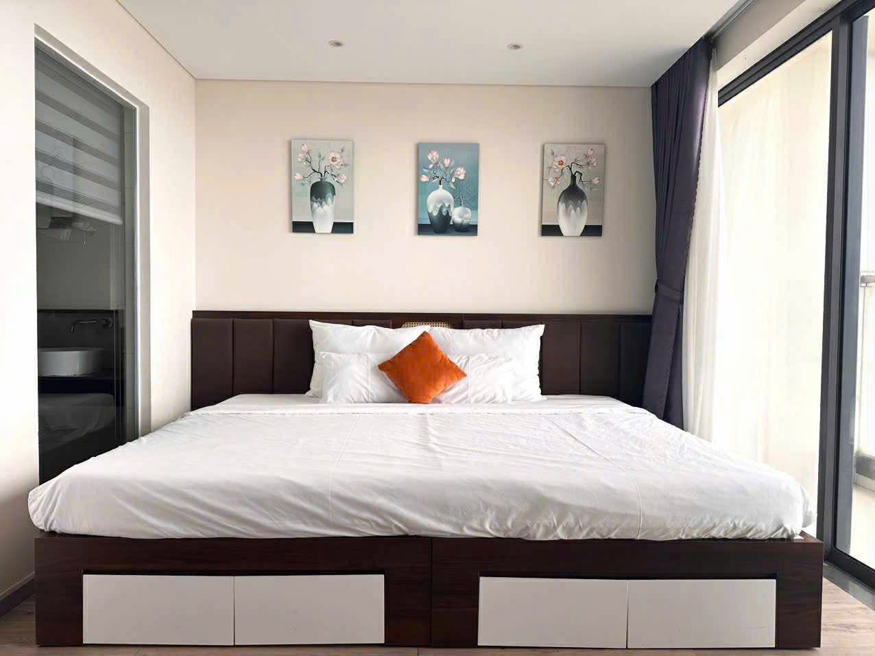 HDV có hỗ trợ tiếng Anh cho khách quốc tế không?