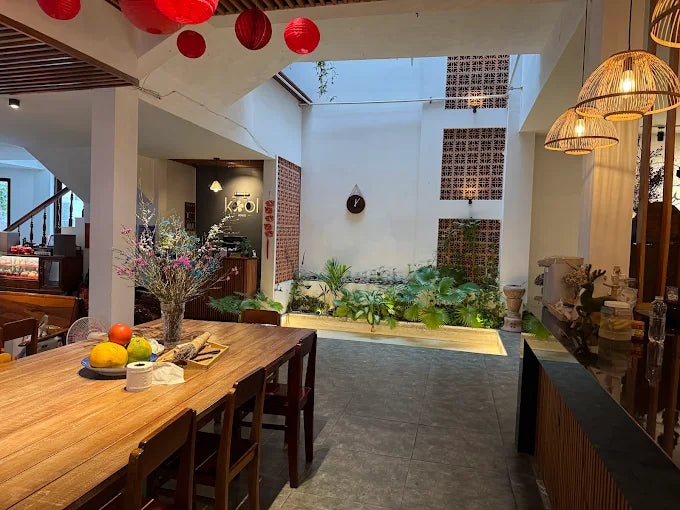 Homestay có chỗ đậu xe ô tô không?