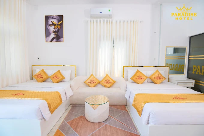 So Sánh: Du Lịch Tự Túc vs. Đồng Hành Cùng HDV Local