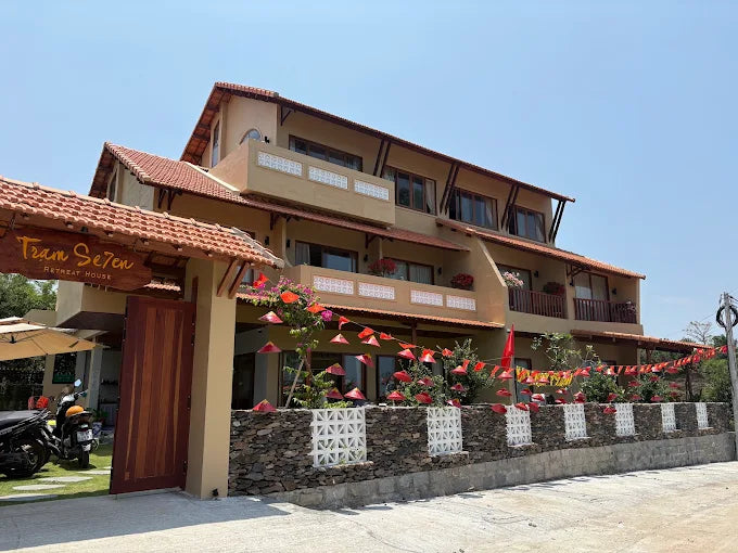 3. Dịch vụ HDV có bao gồm xe đưa đón không?