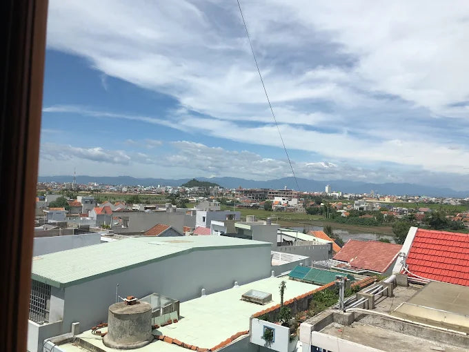 3. Khách sạn có bãi đậu xe cho ô tô không?